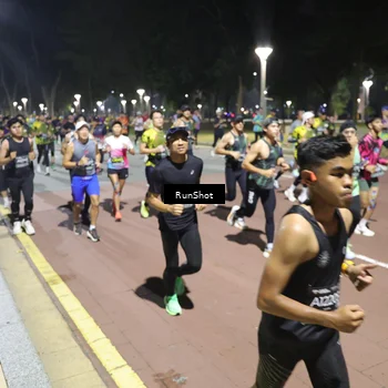 Runner Photo 6516006