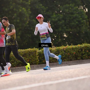 Runner Photo 6516013
