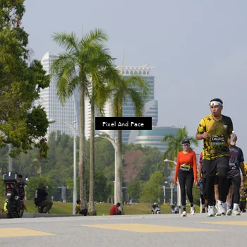 Runner Photo 6516017