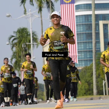 Runner Photo 6516024