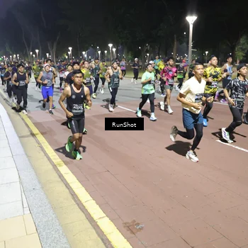 Runner Photo 6516032