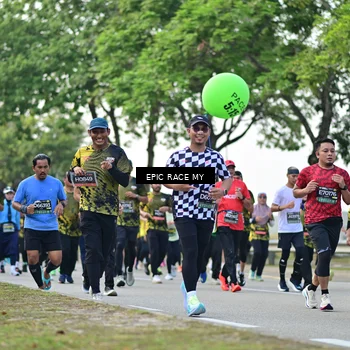 Runner Photo 6516042