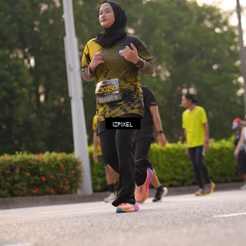 Runner Photo 6516054