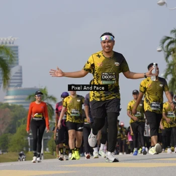 Runner Photo 6516057