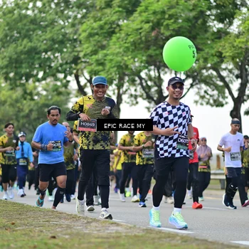 Runner Photo 6516083