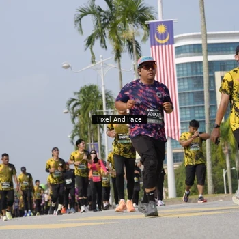 Runner Photo 6516091