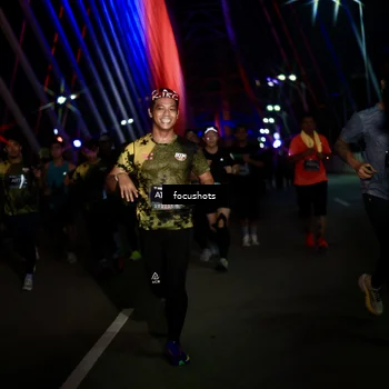 Runner Photo 6516101