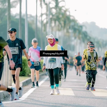 Runner Photo 6516122