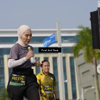Runner Photo 6516123