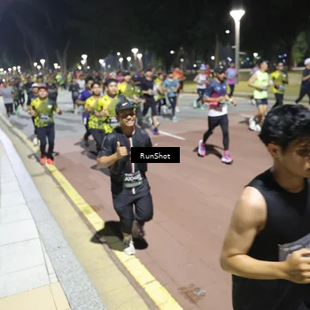 Runner Photo 6516168