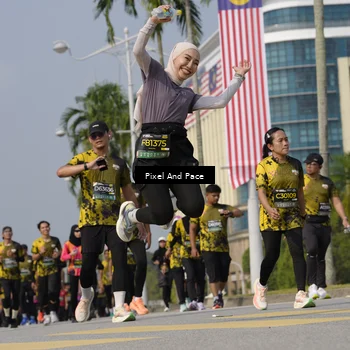 Runner Photo 6516184