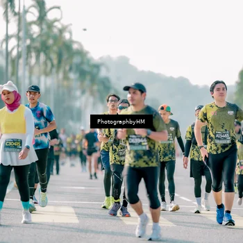 Runner Photo 6516190