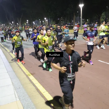 Runner Photo 6516191