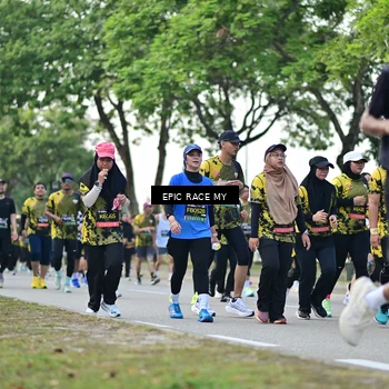 Runner Photo 6516201