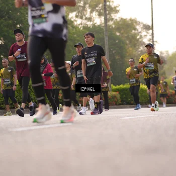 Runner Photo 6516230
