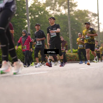 Runner Photo 6516238