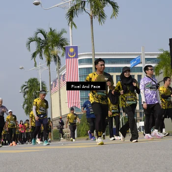 Runner Photo 6516252