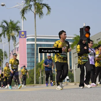 Runner Photo 6516263