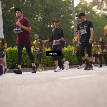Runner Photo 6516268