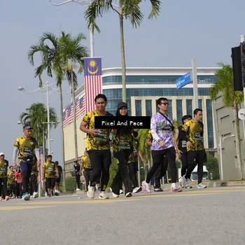 Runner Photo 6516307
