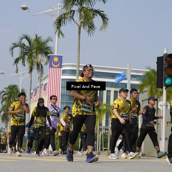 Runner Photo 6516326