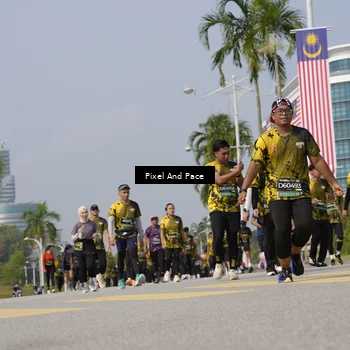 Runner Photo 6516328