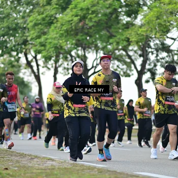 Runner Photo 6516343