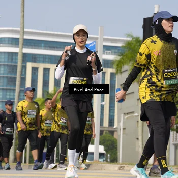 Runner Photo 6516374