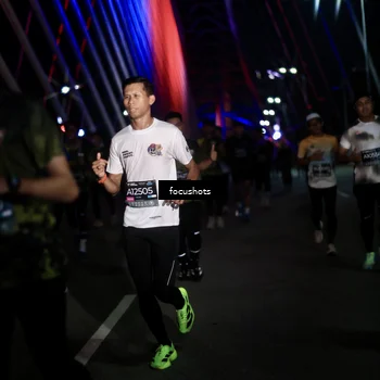 Runner Photo 6516379