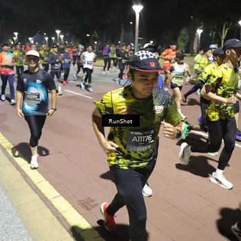 Runner Photo 6516380