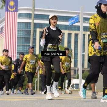 Runner Photo 6516382