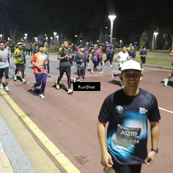 Runner Photo 6516384
