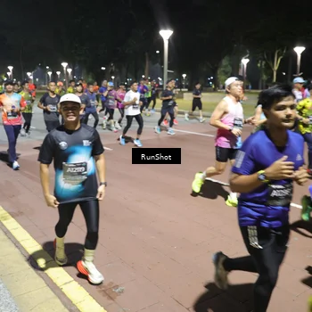 Runner Photo 6516447