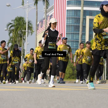 Runner Photo 6516499