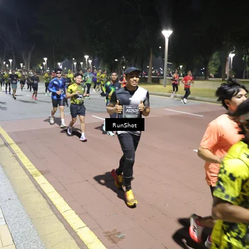 Runner Photo 6516512