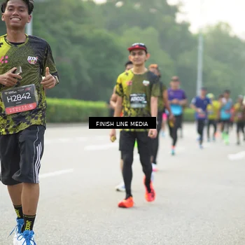 Runner Photo 6516515