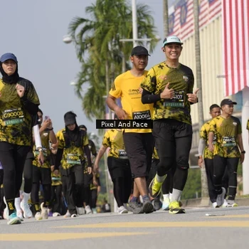 Runner Photo 6516525