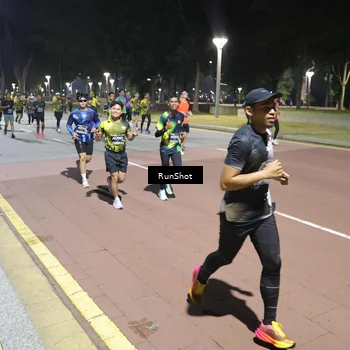 Runner Photo 6516531