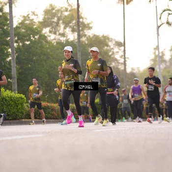 Runner Photo 6516535