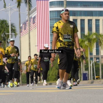 Runner Photo 6516548