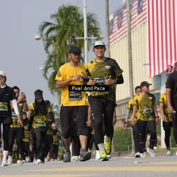 Runner Photo 6516550