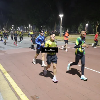 Runner Photo 6516563