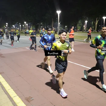 Runner Photo 6516574