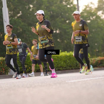 Runner Photo 6516609