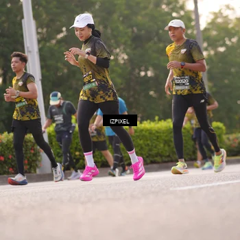 Runner Photo 6516611