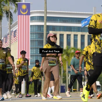 Runner Photo 6516612