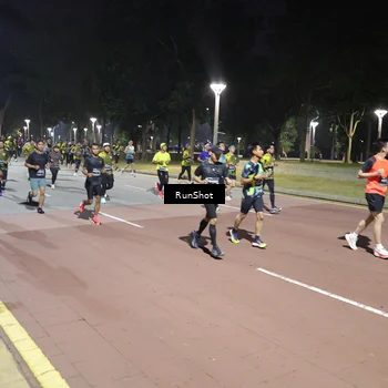 Runner Photo 6516632