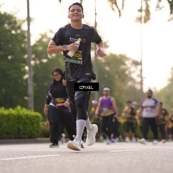 Runner Photo 6516642