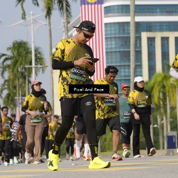 Runner Photo 6516672