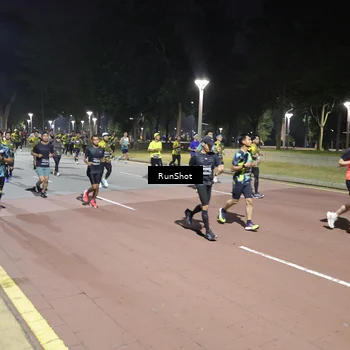 Runner Photo 6516677